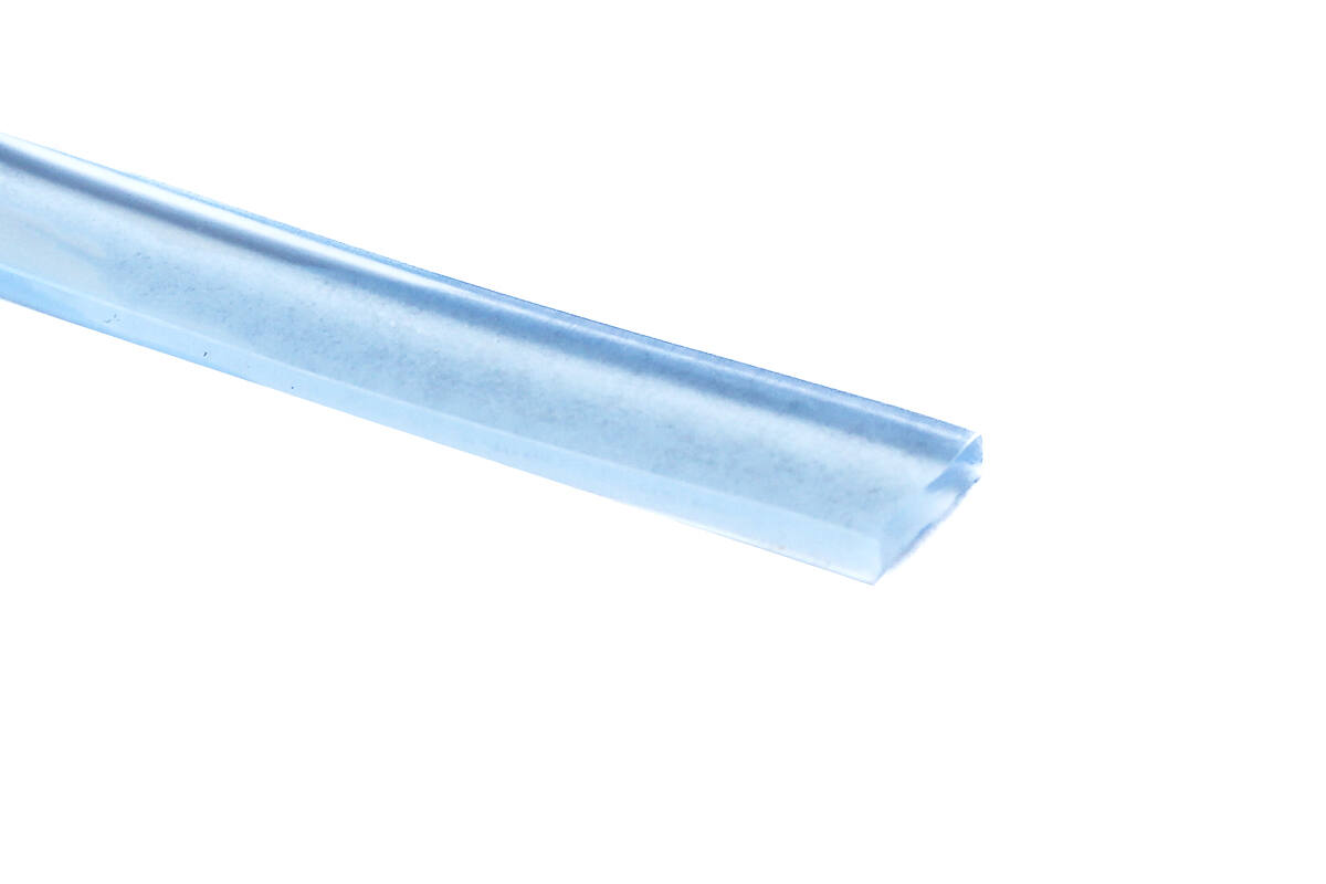 Flat profile A2070B, 12x3 mm
(PVC, transparent), 200 m/spool